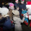 Moș Crăciun a împărțit mii de cadouri în centrul Sucevei