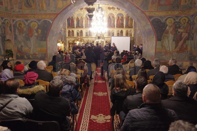 Corala bărbătească ortodoxă „Armonia” a susținut un concert de excepție la Biserica „Sf. Dumitru” Suceava