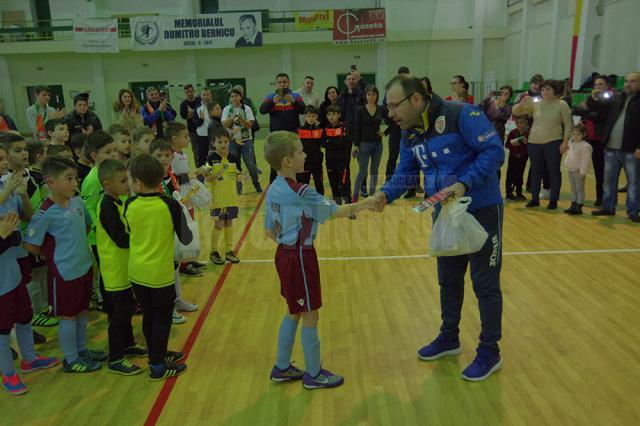 Record de participare la ediţia a XI-a a Cupei Moş Crăciun de la Suceava