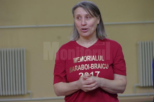 Maria Reuț, profesor de educație fizică și director adjunct al Colegiului Tehnic de Industrie Alimentară Suceava