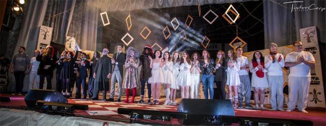 Christmas with the Addams, spectacolul pus în scenă de elevii de la Colegiul "Petru Rareș" Suceava