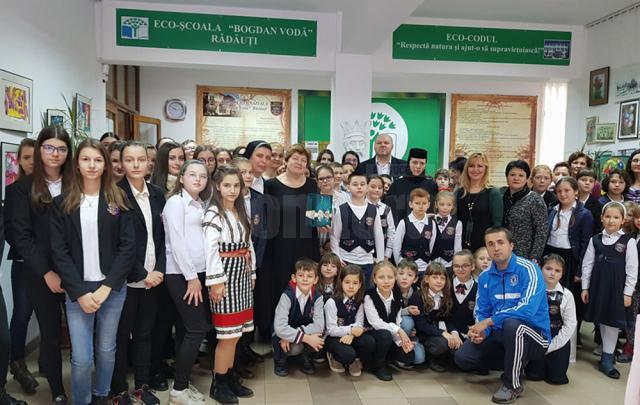 Proiectul umanitar ”Colind de Crăciun” la Şcoala Gimnazială ”Bogdan Vodă”