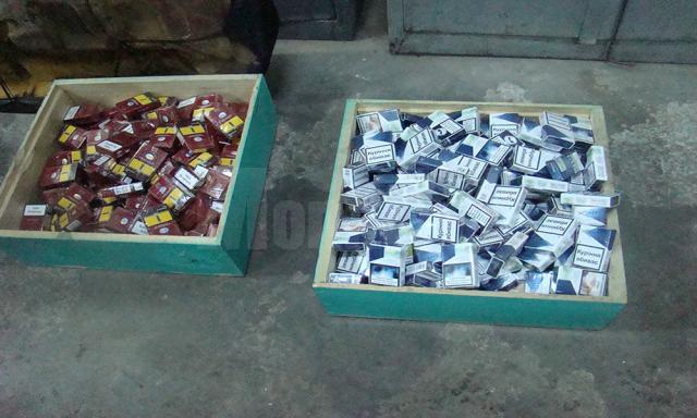 Mitsubishi modificat pentru transportul ilegal de ţigări, confiscat în Vama Siret