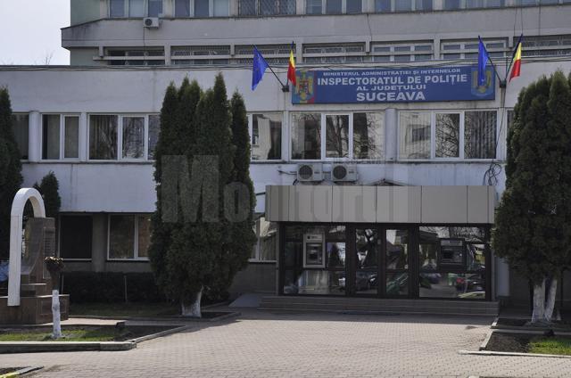 IPJ Suceava are vacante patru posturi de operator controlor date, referent, îngrijitor și ospătar
