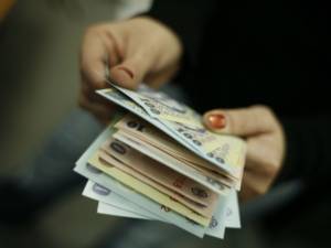 Salarii majorate cu 20% pentru angajații Primăriei Suceava