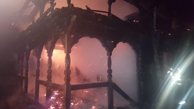 Incendiu devastator la biserica din Suha, comuna Mălini