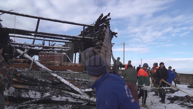 Pagube de peste 200.000 de euro în urma incendiului devastator de la biserica din Suha-Mălini