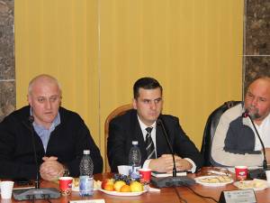 Cei trei consilieri locali suceveni ALDE solicită demisia lui Dan Ioan Cuşnir de la conducerea PSD Suceava