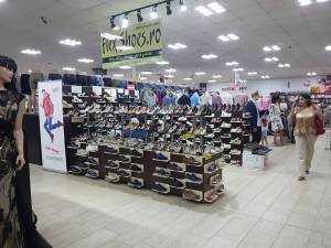 Diversitate, calitate și prețuri accesibile în magazinele Flex Shoes din oraș