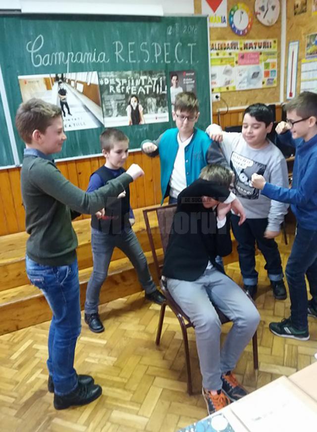 „Împreună, să prevenim şi să eliminăm violenţa!”, la Şcoala Gimnazială „Mihail Sadoveanu” Fălticeni