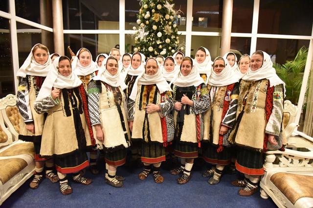 Grupul "Babelor din Bilca", invitate la Gala "Top 10" a Monitorului de Suceava din luna decembrie