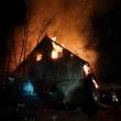 Incendiul a cuprins întreaga casă de locuit și o anexă