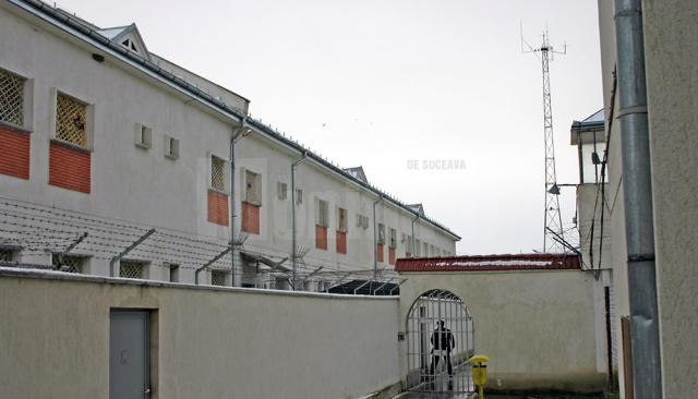 Femeia a fost ridicată de polițiști de la Penitenciarul Botoșani