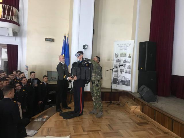 Promovarea carierei militare, la Colegiul Naţional Militar “Ştefan cel Mare”