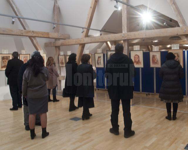 Expozitie de grafică „Chipuri ale sfinţeniei”, la Muzeul de Istorie al Bucovinei