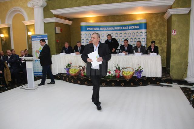 Contracandidatul lui Marian Andronache, Gheorghe Jucan, și-a dat demisia din partid în timpul conferinţei de alegeri