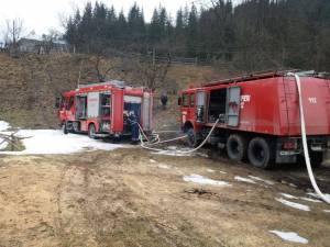 Intervenție grea a pompierilor, la Brodina
