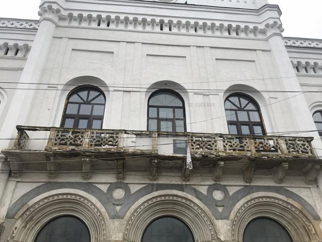 Balconul care ar trebui restaurat