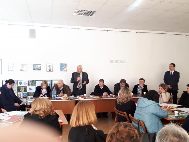 Reuniune managerială a directorilor de școli gimnaziale, organizată de Școala „Ioan Ciurea” Fălticeni