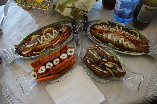 Festin culinar la ediţia de anul acesta a Festivalului Produselor Tradiţionale de Post din Adâncata