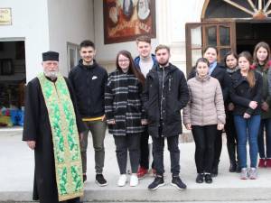 Ajutoare pentru bătrânii de la Mănăstirea Bogdăneşti