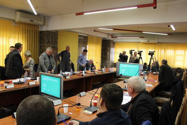 Registrul Spatiilor Verzi din Suceava a fost aprobat  în lipsa aleşilor locali PSD și ALDE, care au părasit sala