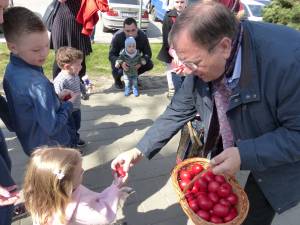 Participare numeroasă a sucevenilor la concertul de clopote și toacă din centrul Sucevei