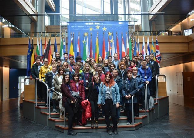 Dezbateri despre turism şi cultură la Strasbourg pentru elevii Colegiului Tehnic “Mihai Băcescu”