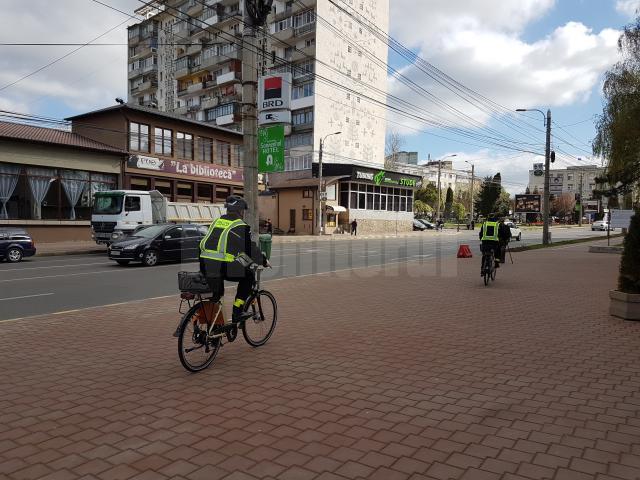Politia Locala Suceava circula pe biciclete electrice