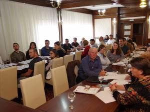 Sesiune de informare organizată la Suceava despre posibilitatea deschiderii de noi afaceri