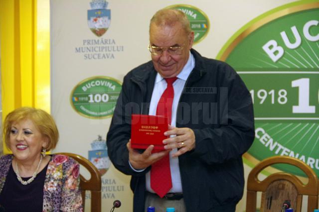 Andrei Marga şi-a prezentat două dintre volumele sale în cadrul unei şedinţe festive găzduite de Primăria Suceava