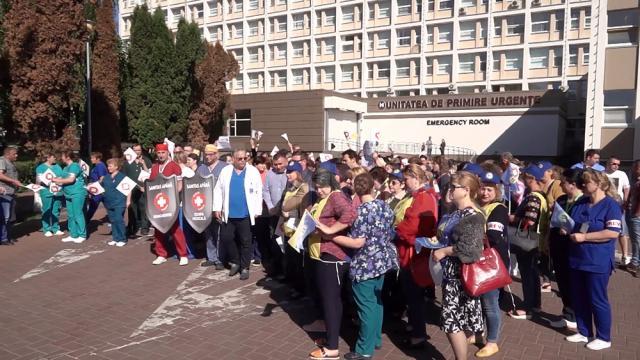 Infirmierele din Spitalul de Urgenţă Suceava ameninţă cu demisia în bloc