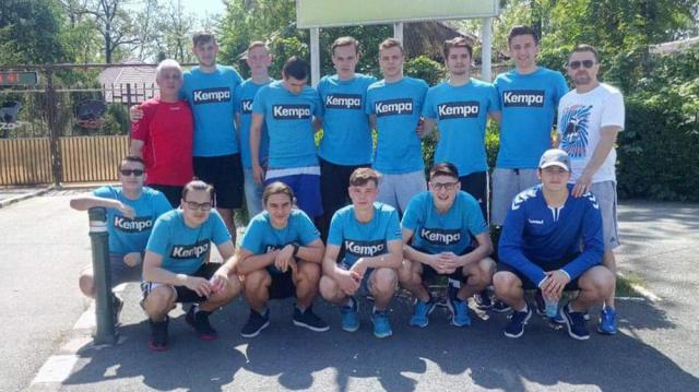Echipa de handbal juniori II LPS Suceava s-a calificat la turneul final