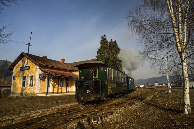 Lovitură pentru turismul din Bucovina. Mocăniţa Huţulca nu mai are punct de plecare Gara Moldoviţa