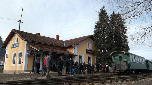 Lovitură pentru turismul din Bucovina. Mocăniţa Huţulca nu mai are punct de plecare Gara Moldoviţa