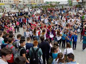 Flash mob şi marş antiviolenţă, joi, în centrul municipiului Suceava