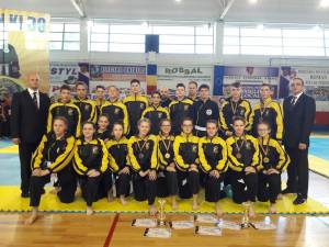 Sportivii de la He Pai Suceava au câştigat 12 medalii la naţionale de juniori şi seniori
