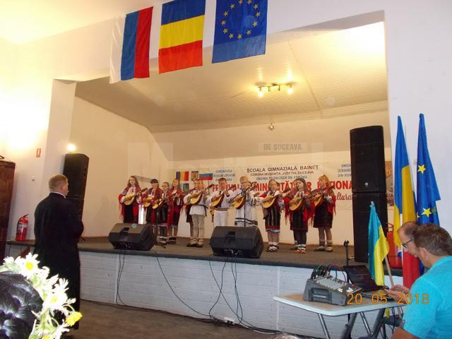 Festivalul „Spaţiul bucovinean – buchet de valori multiculturale”, organizat de Şcoala Gimnazială Baineţ