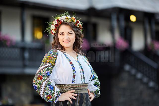 Un recital  Laura Olteanu a fost marele premiu al  Târgului de Nunţi - Trend Mariaj