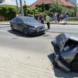 Accidentul a avut loc după ce şoferul Opelului a pătruns pe contrasens, izbind autoturismul VW În urma impactului, trei persoane din autoturismul Opel au fost rănite
