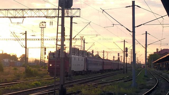 Trenul sezonier Suceava-Mangalia ar urma să intre în circulaţie abia din 29 iunie