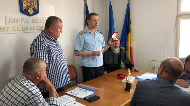 ISU Suceava i-a acordat “Medalia de Onoare” primarului din Cornu Luncii, Gheorghe Fron