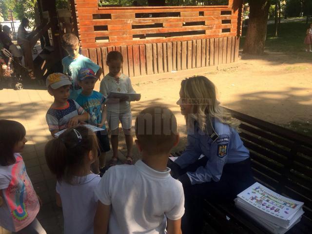 „Copilărie în Siguranţă”, acţiuni preventive ale poliţiştilor, la Suceava şi Fălticeni