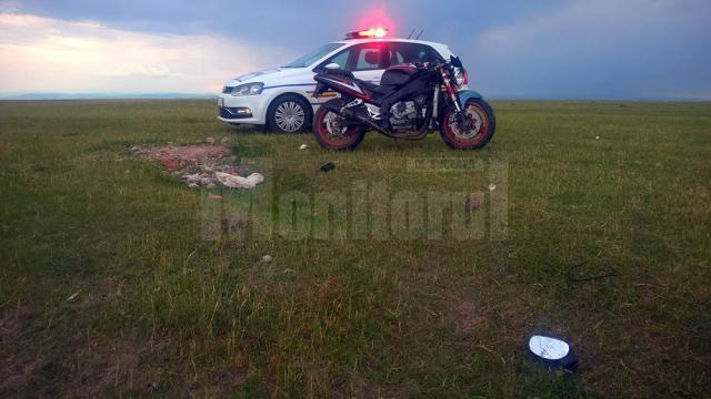 Motocicleta era înmatriculată în Bacău şi polițiștii efectuau aseară verificări pentru a stabili cum a ajuns aceasta la Feteşti