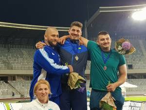 Alin Firfirică, Marius Musteaţă şi Angela Olenici au urcat pe podiumul Internaţionalelor României