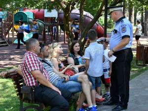 Politia Locală derulează o campanie de informare a cetățenilor cu privire la spațiile de joacă pentru copii 3