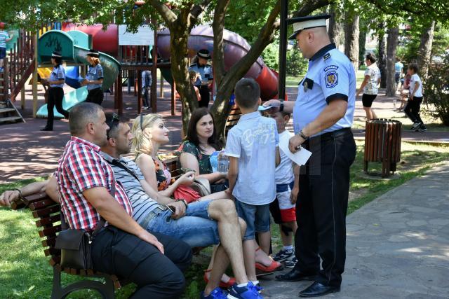 Politia Locală derulează o campanie de informare a cetățenilor cu privire la spațiile de joacă pentru copii 3