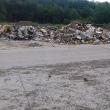 Zona Cruşini - Remezău, din comuna Vicovu de Jos, unde mai multe persoane au aruncat, fără nici o jenă, la marginea unui drum, gunoi menajer