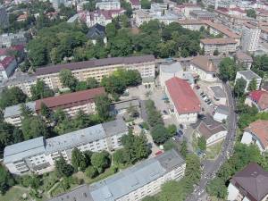 Probleme cu mirosul de la canalizare au fost semnalate în mai multe zone ale municipiului Suceava