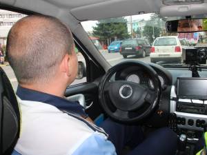 Acţiune a poliţiei pentru combaterea excesului de viteză şi a depăşirilor neregulamentare